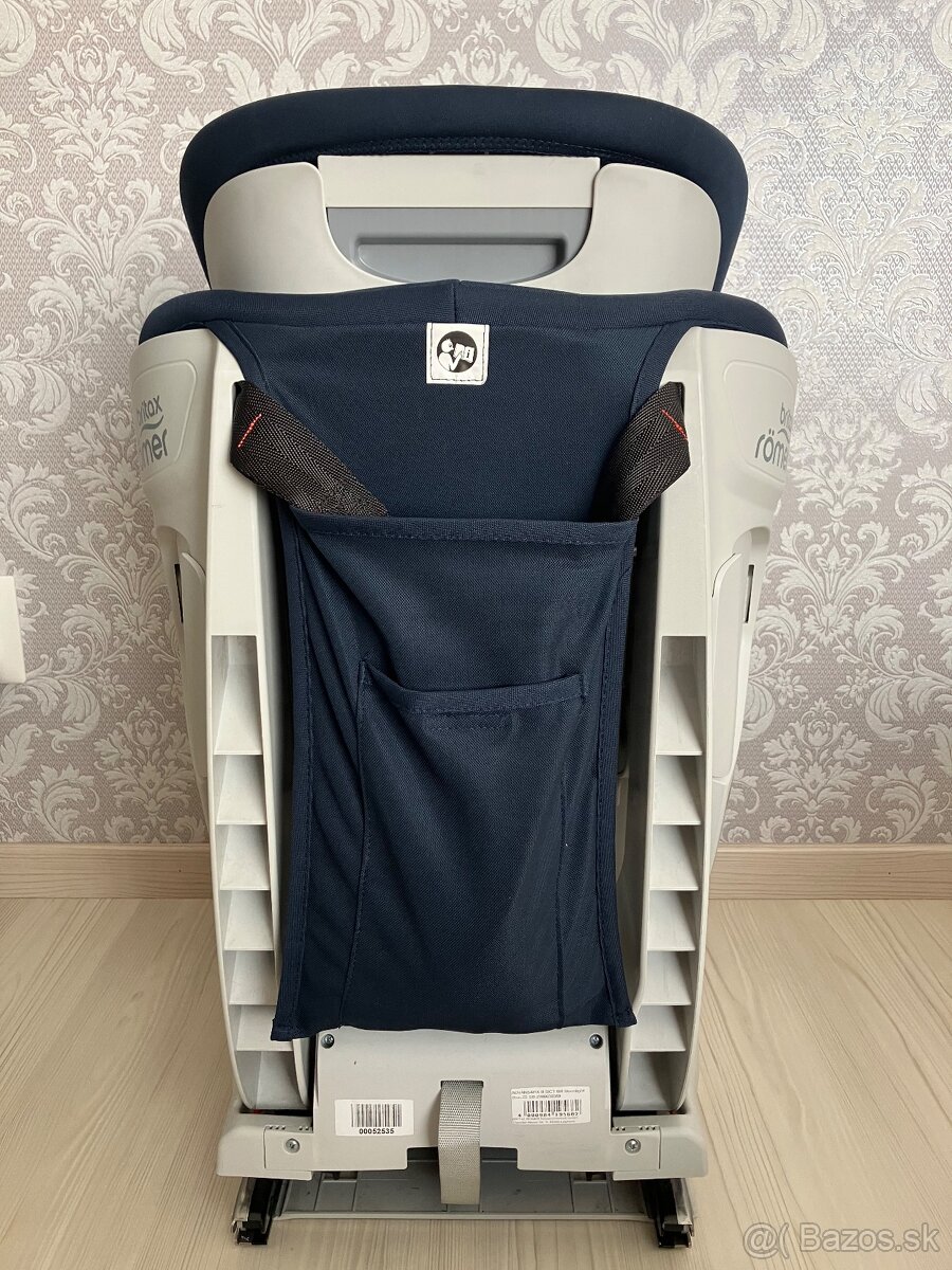 Britax Romer Advansafix 3 SICT detská rastúca autosedačka - 7