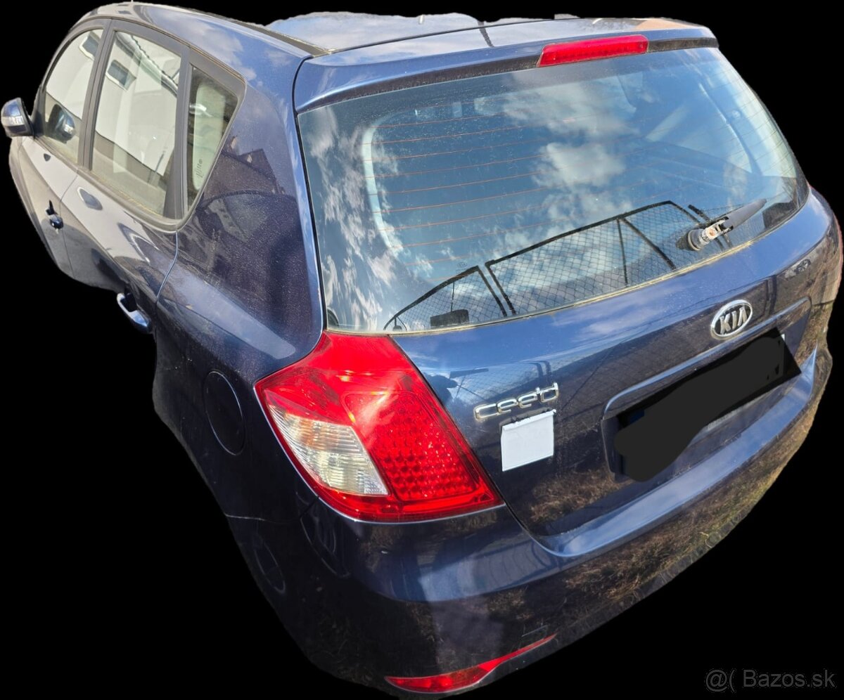 Kia Ceed 2009 až 2012 facelift,predný nárazník - 7