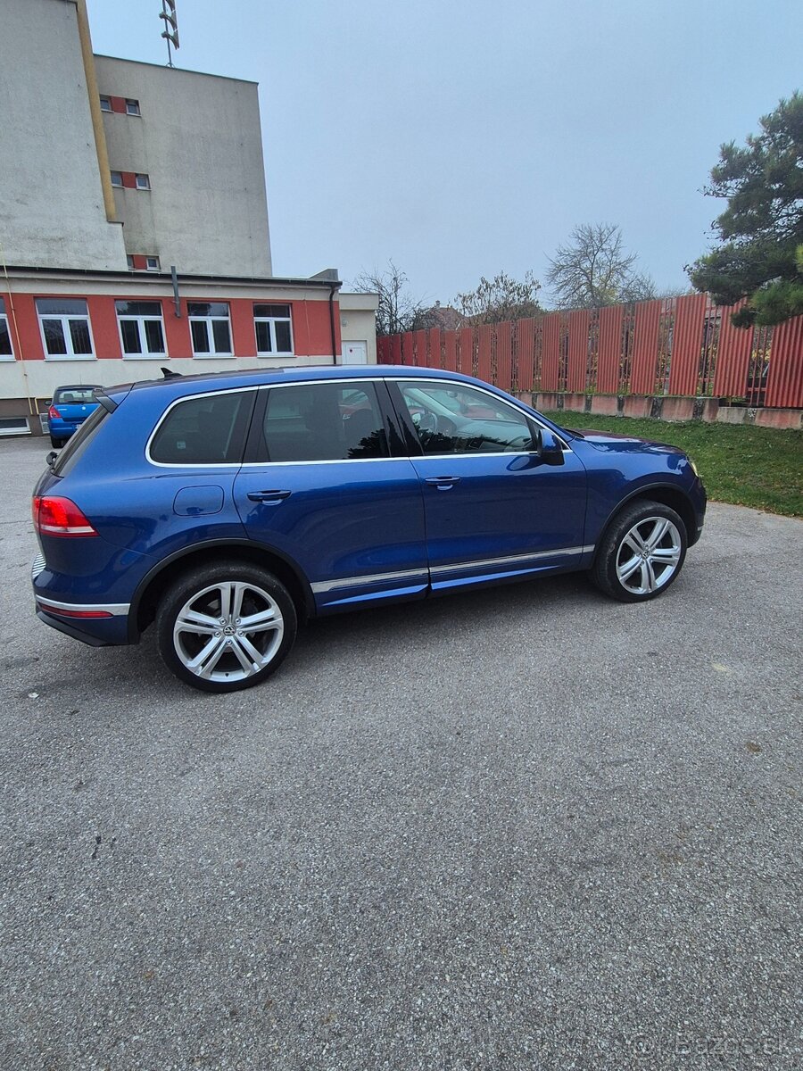 Predám VW Touareg,R-Line,V6 - 7
