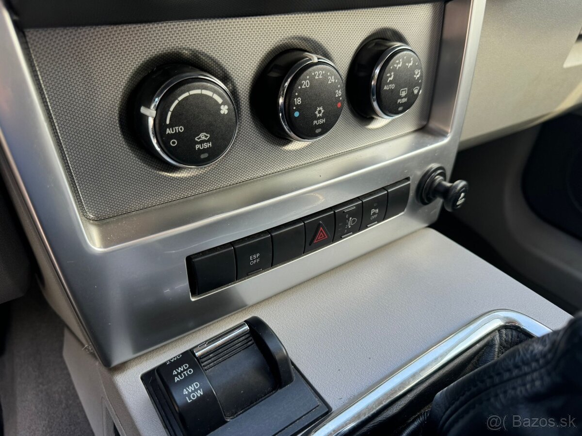 Jeep Cherokee 2.8 CRD 130 kW 4x4 - 7