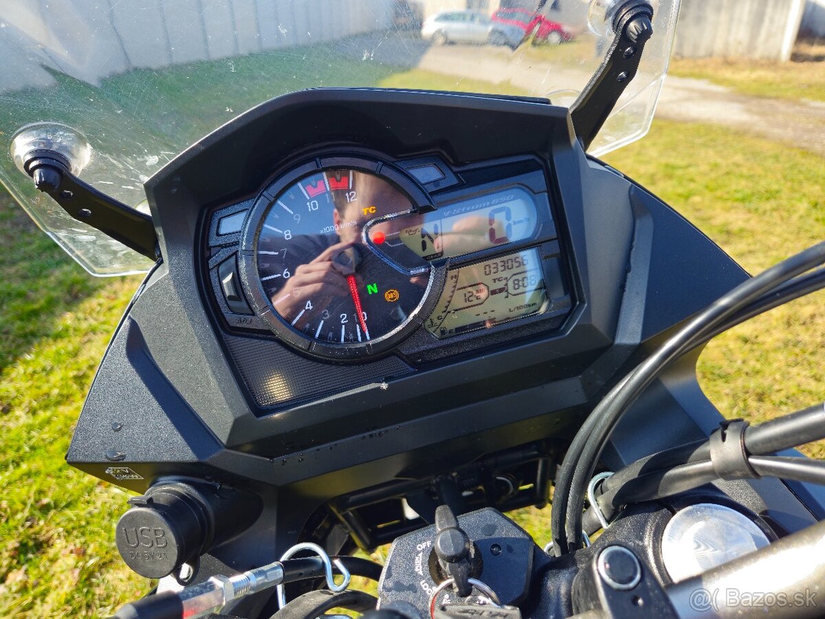 Suzuki Vstrom 650 - 7