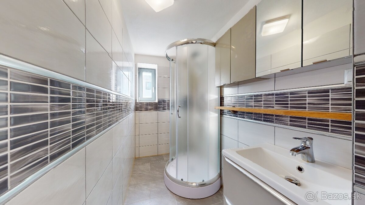 DVOJGENERAČNÝ RODINNÝ DOM, KEŽMAROK - 7