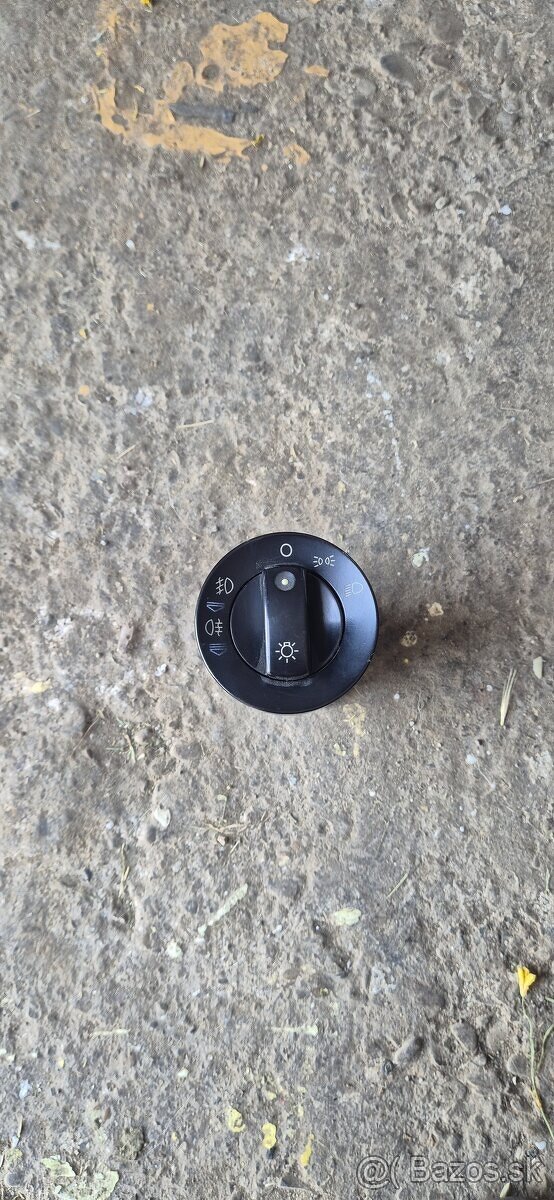 Predám diely z Audi a4 b6/b7 avant(combi) - 7