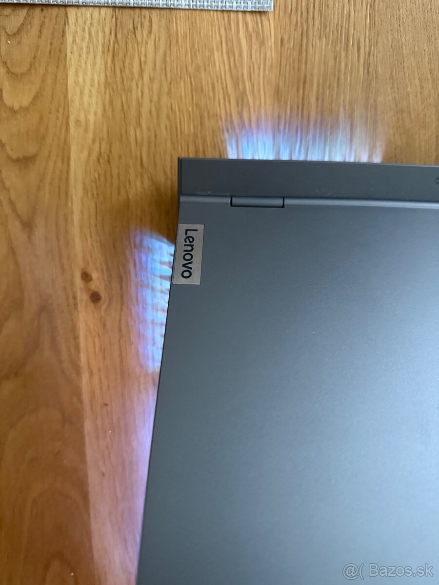 Lenovo Legion 7 (RTX 3070, 32 GB RAM) - 7