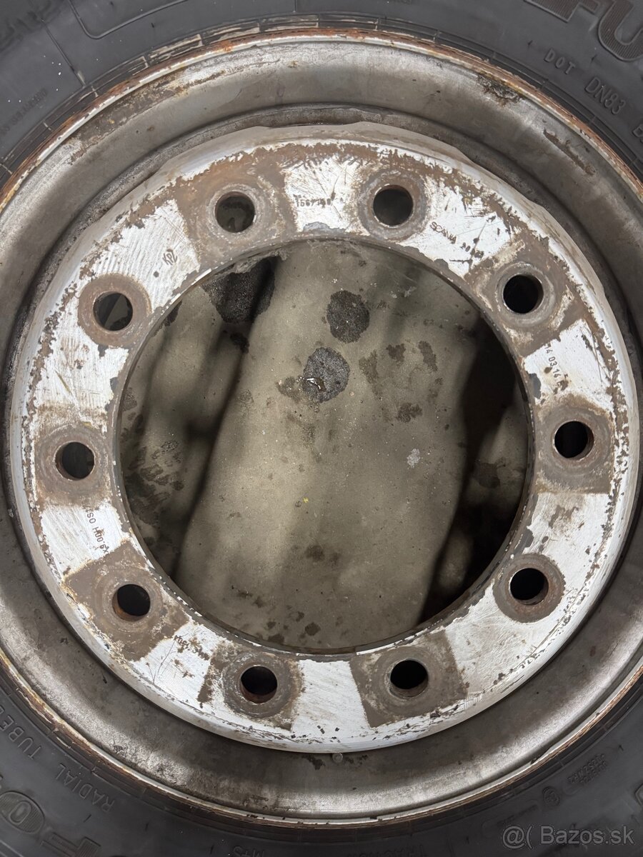 Nákladná pneumatika 295/60 r22,5 - 7