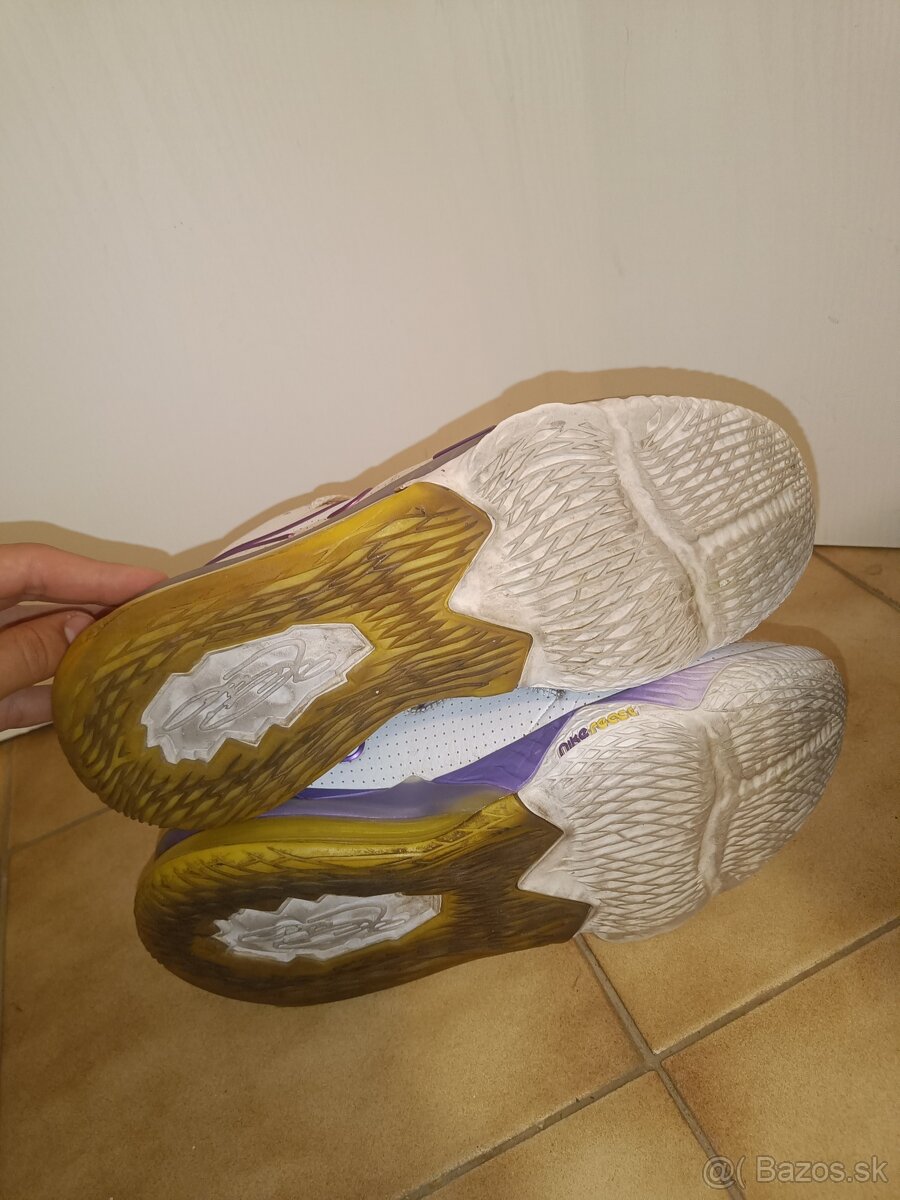 Nike LeBron 17 Low Lakers - 7