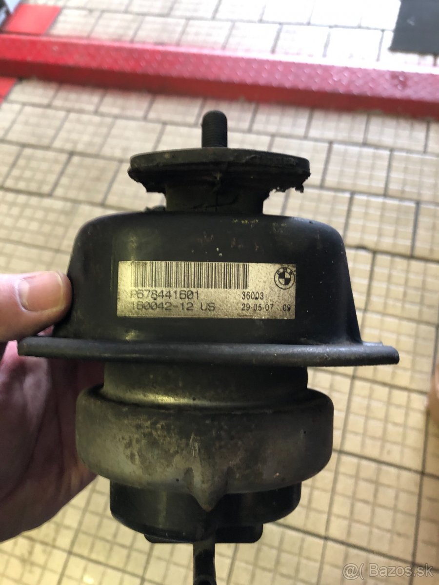 BMW X5 E70 X6 E71 - F15 - F16 OTOČ PREDNA ORIGINAL PRAVA - 7