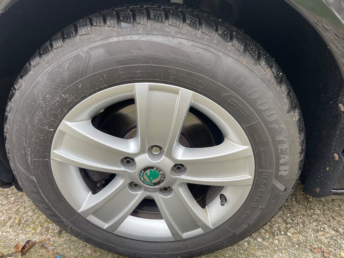 Predám Škoda octavia2 fl 1,6tdi 77kw cayc r.v2012 - 7