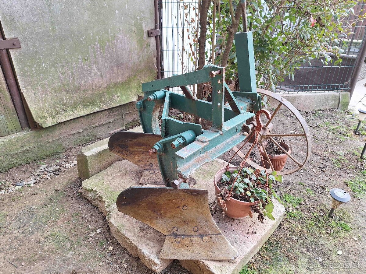 Malotraktor 1203 - 7