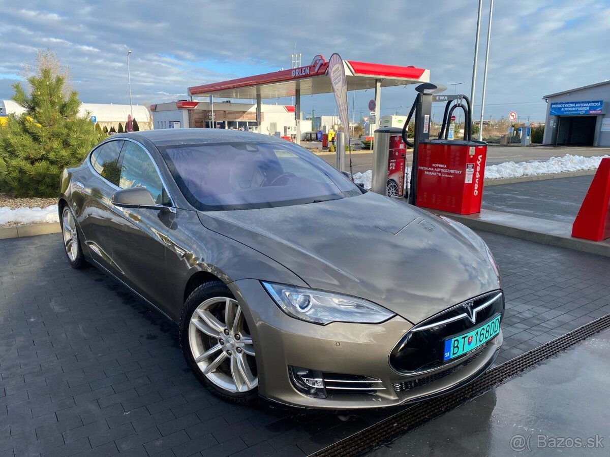 Tesla S 85D 4x4 odp. DPH - 7