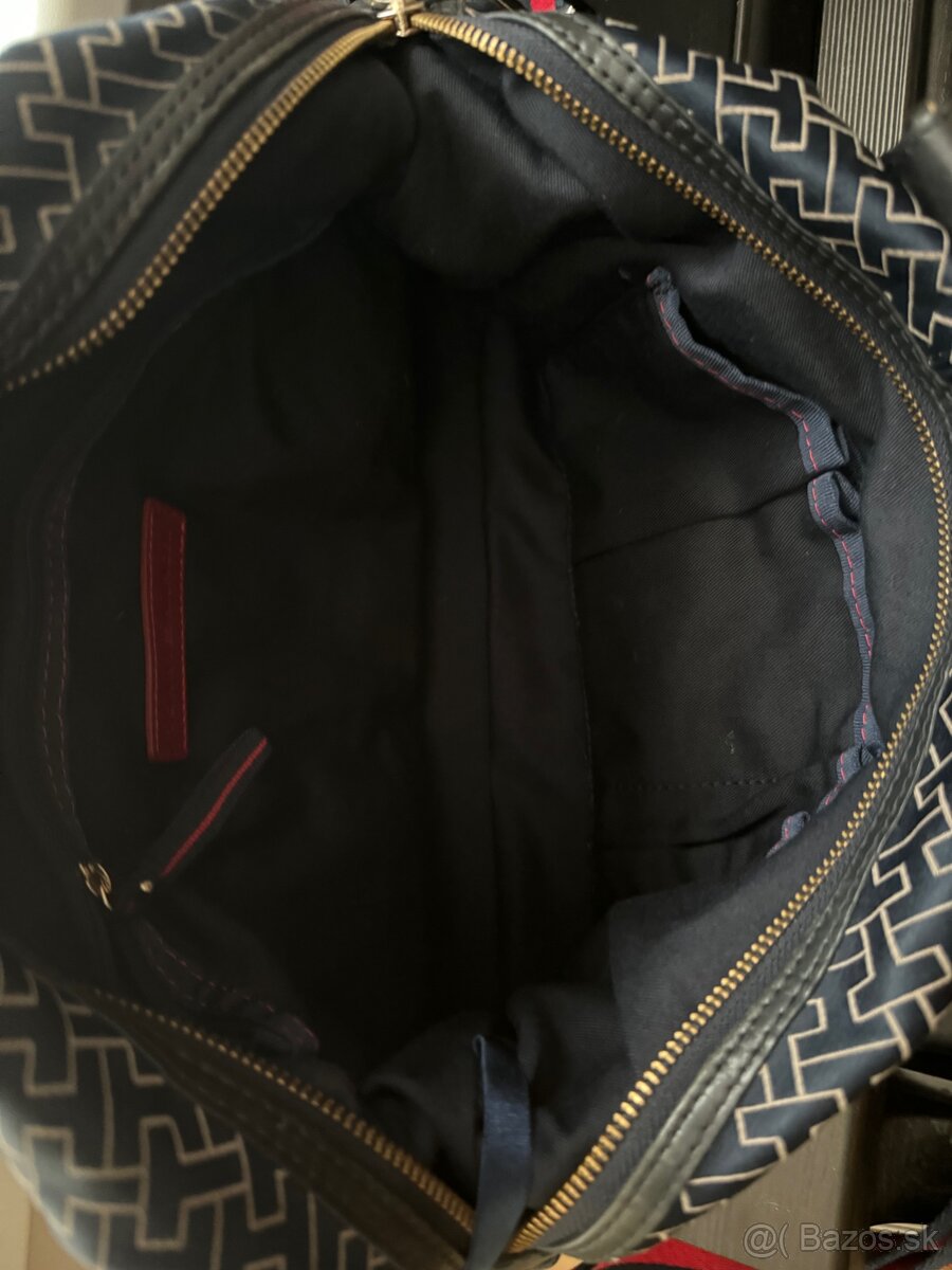 Tommy Hilfiger originál kabelka - 7