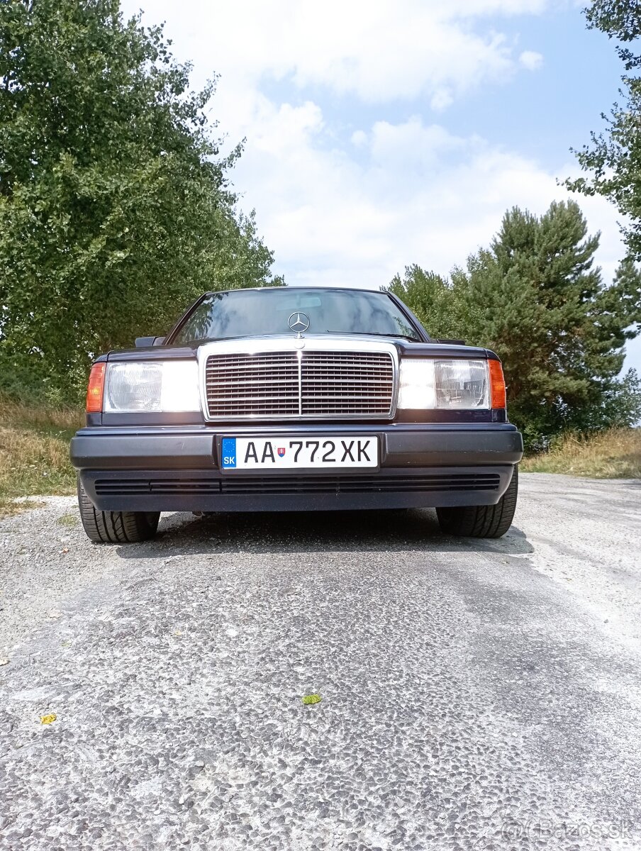 Mercedes Benz 220E W124 - 7