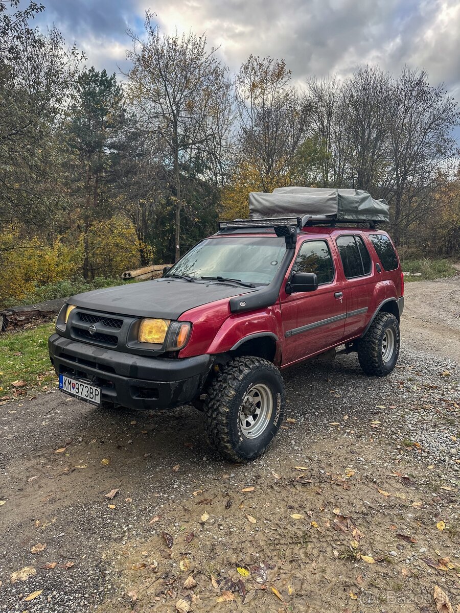NISSAN XTERRA 3,3benzín V6 - 7