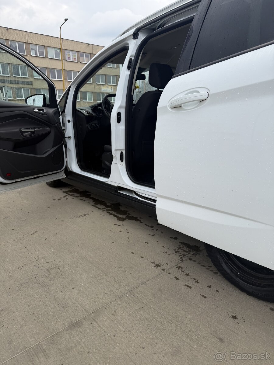 Ford Grand C max - 7