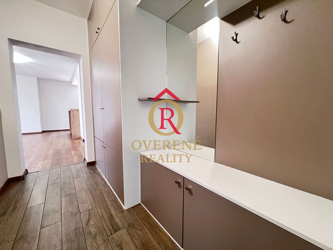 Na prenájom exkluzívny 4-izbový strešný byt s terasou 100 m² - 7