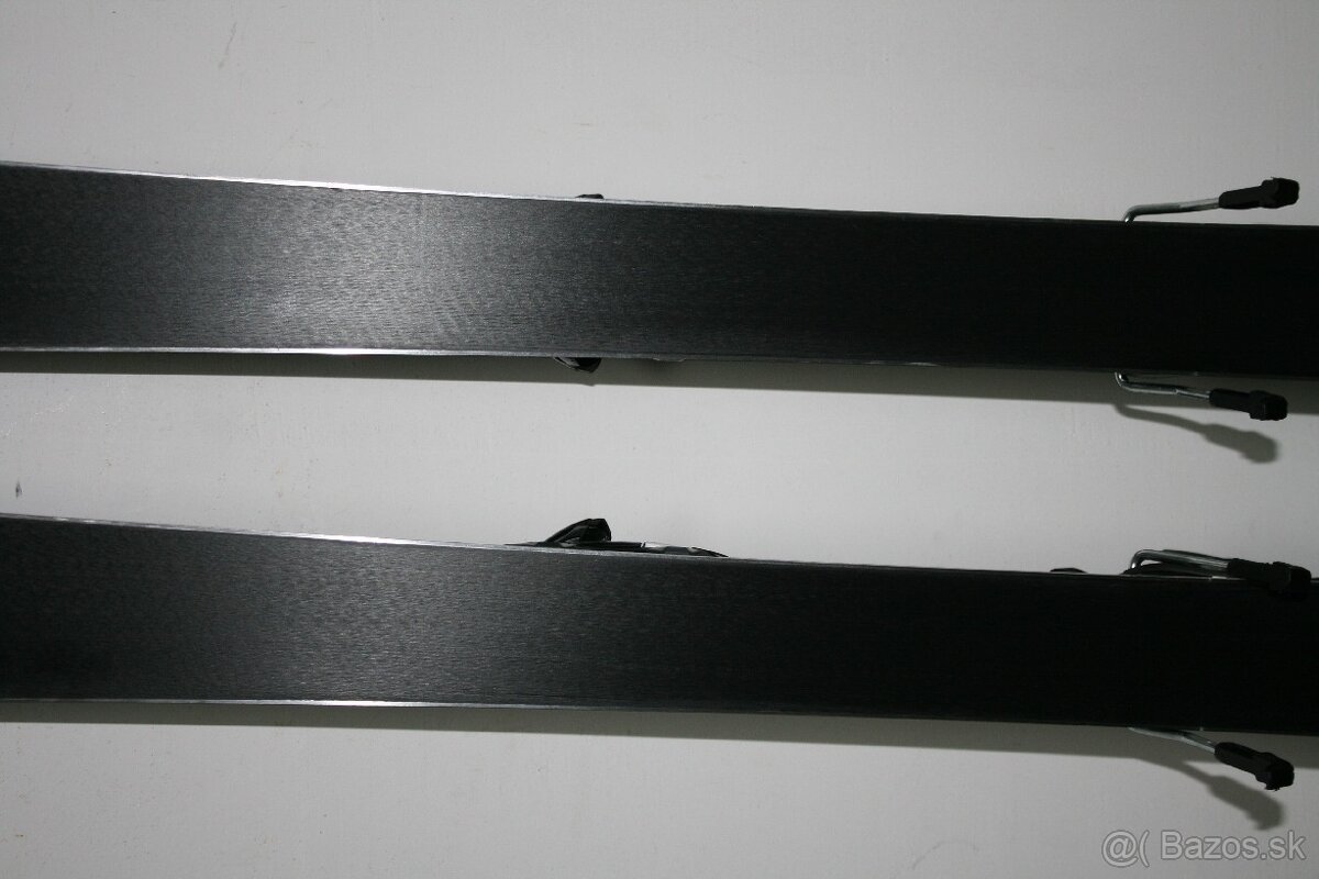 lyže Rossignol 167 cm drevene jadro , titan, DIN 12 - 7