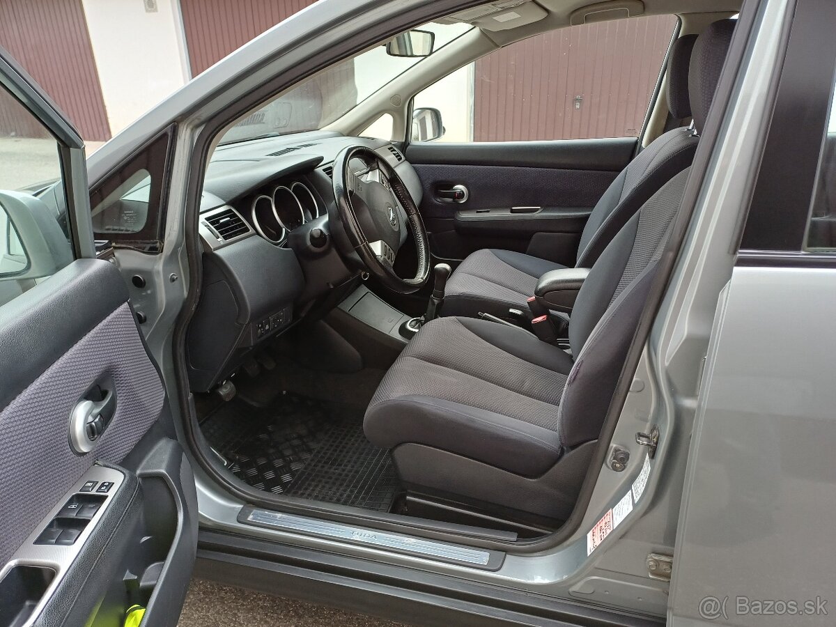 Nissan Tiida 1,6i - Ťažné - 113 000 km, Klíma - 7