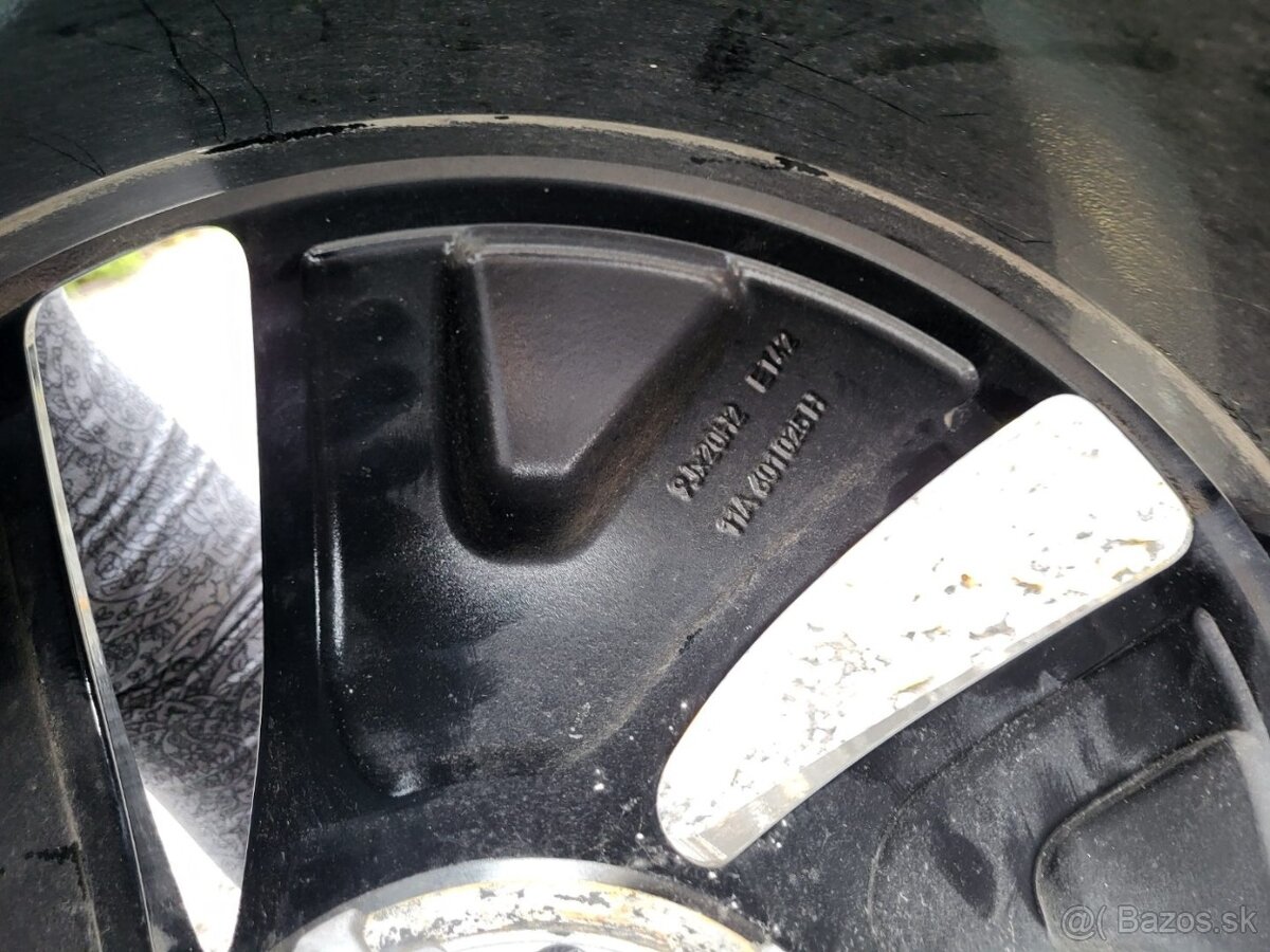 Letní kola Volkswagen ID4 ID5 R20 Drammen - 7