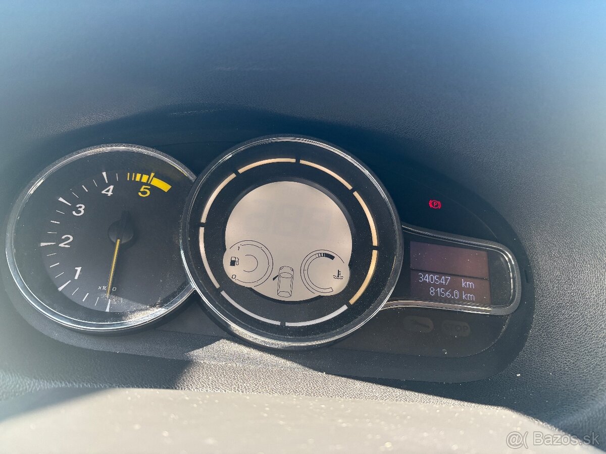 Renault Megane 1.6 DCI - 7