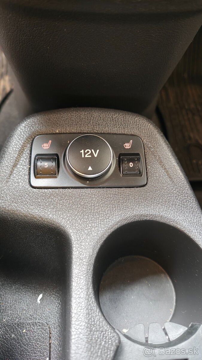 Ford Tourneo 7miestne diesel - 7