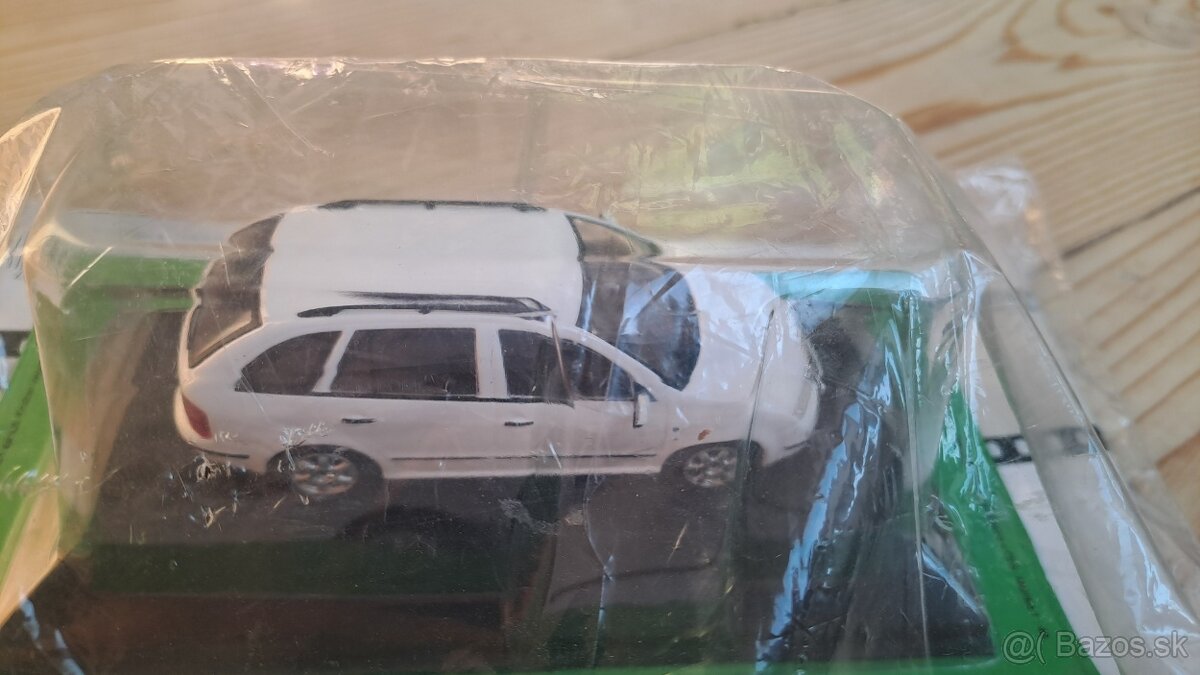 Škoda Fabia Combi I 2000 (DeAgostini) - 7
