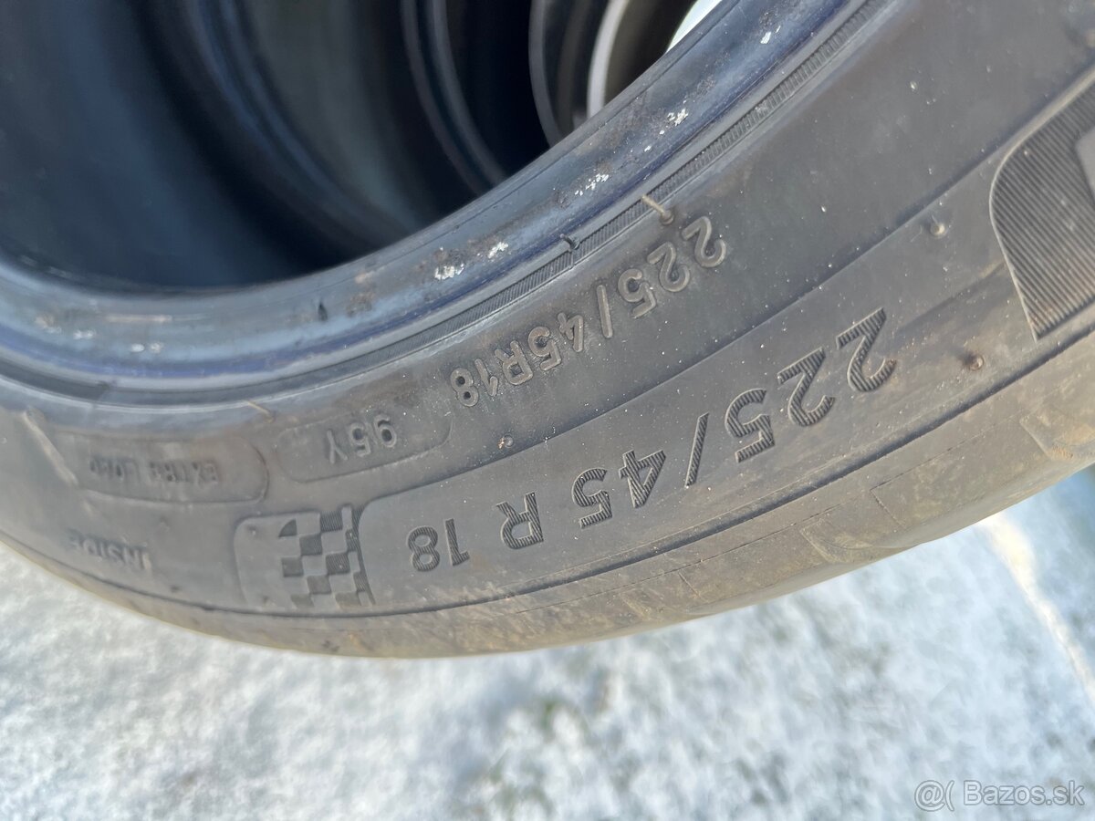 225/45/R18 Michelin pilot sport 4 ZP - 7