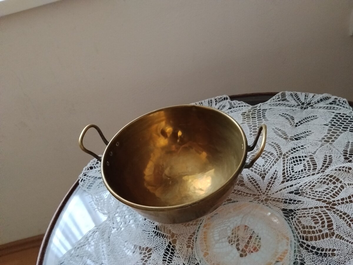 Starožitné medené nádoby - 7