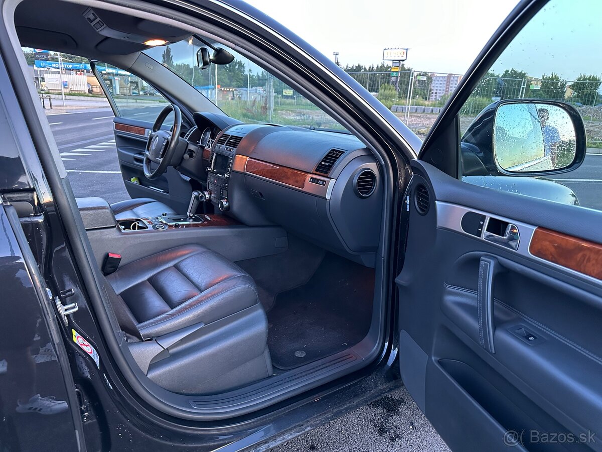 Predám Volkswagen Touareg 3.0 TDI V6 - 7