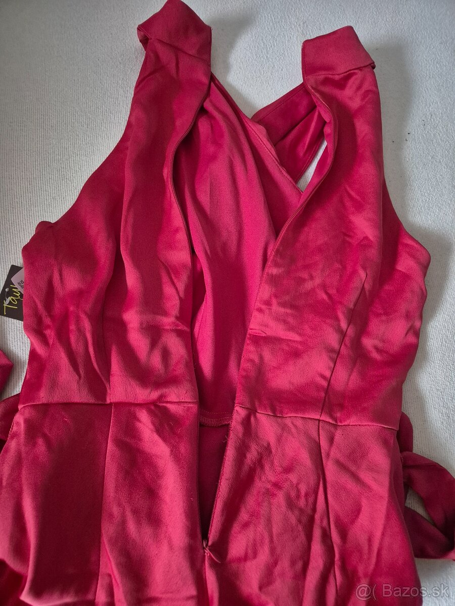 Elegantné lesklé šaty M - 7