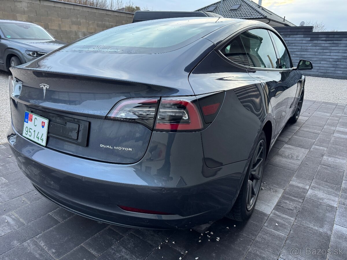 Tesla Model 3 Long Range - 7