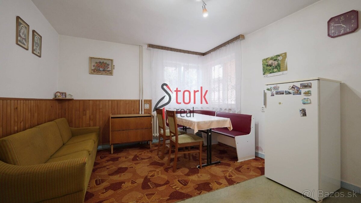 NA PREDAJ - rodinný dom s krásnym pozemkom v obci Zbyňov - 7