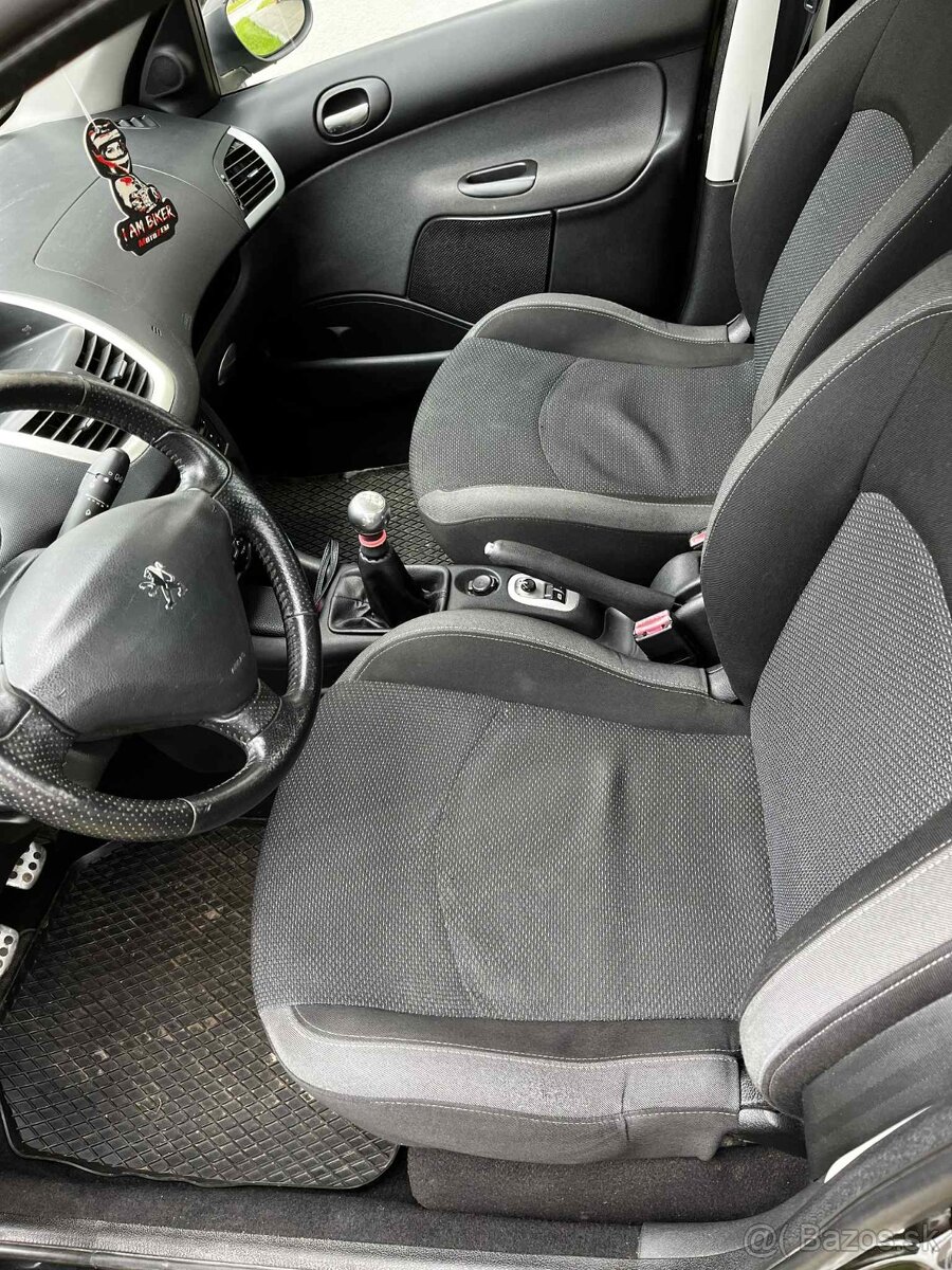 Peugeot 206+ - 7