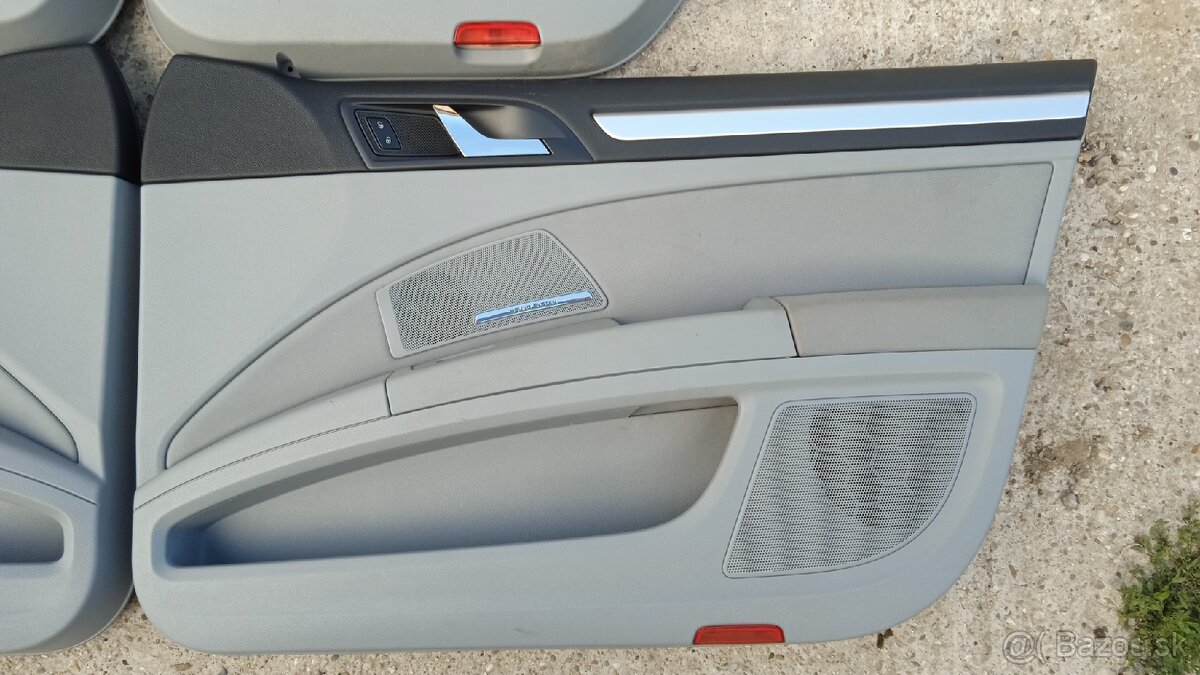 Tapacire skoda superb combi sound system - 7