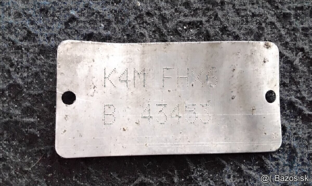 DACIA DUSTER 1.6 2013 predám MOTOR K4M Z835, DVERE, PREVODOV - 7