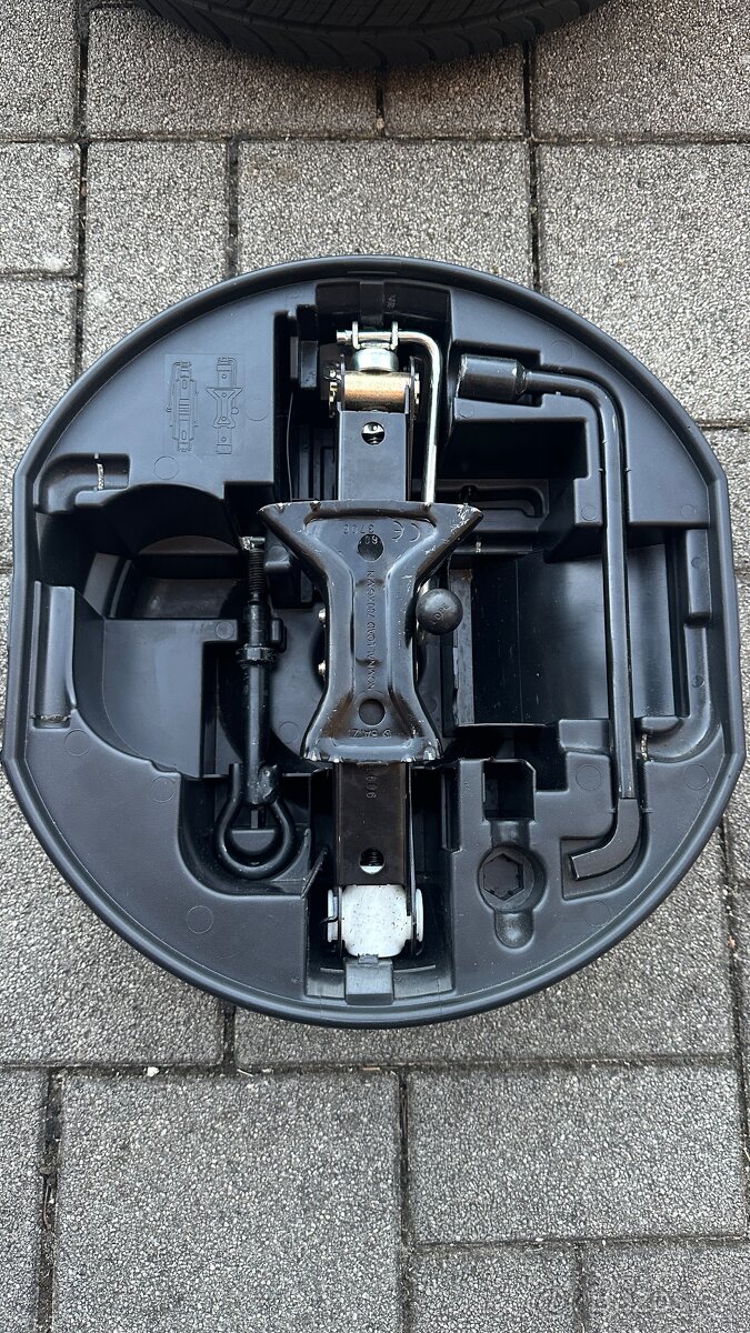 Citroën C3 2007 rezervné koleso - 7