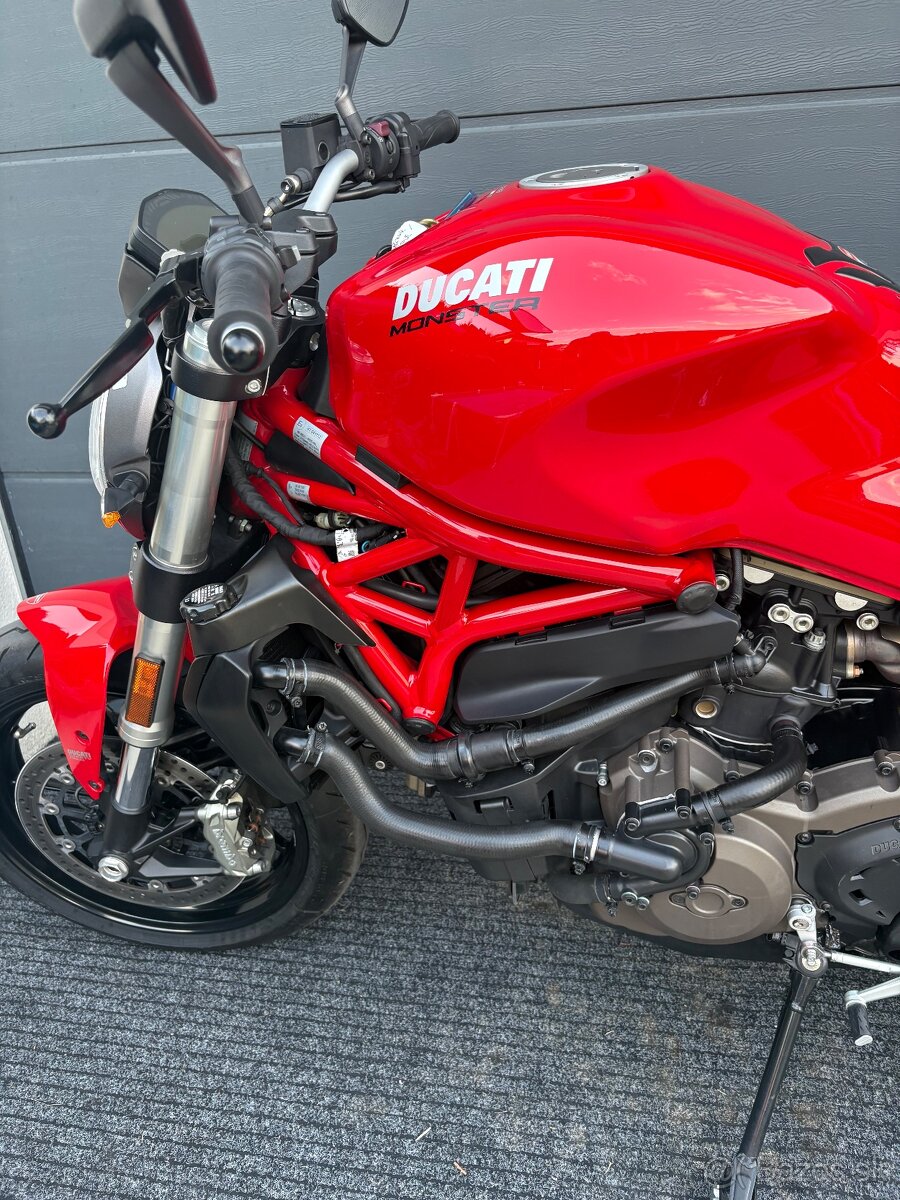 Ducati Monster 821 - 7