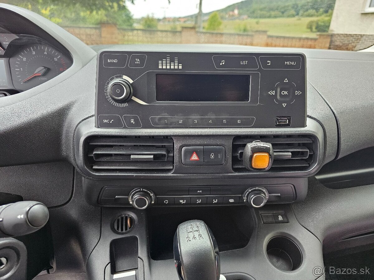 Predáme dobrého pomocníka Peugeot Partner 1,5-75kW diesel - 7