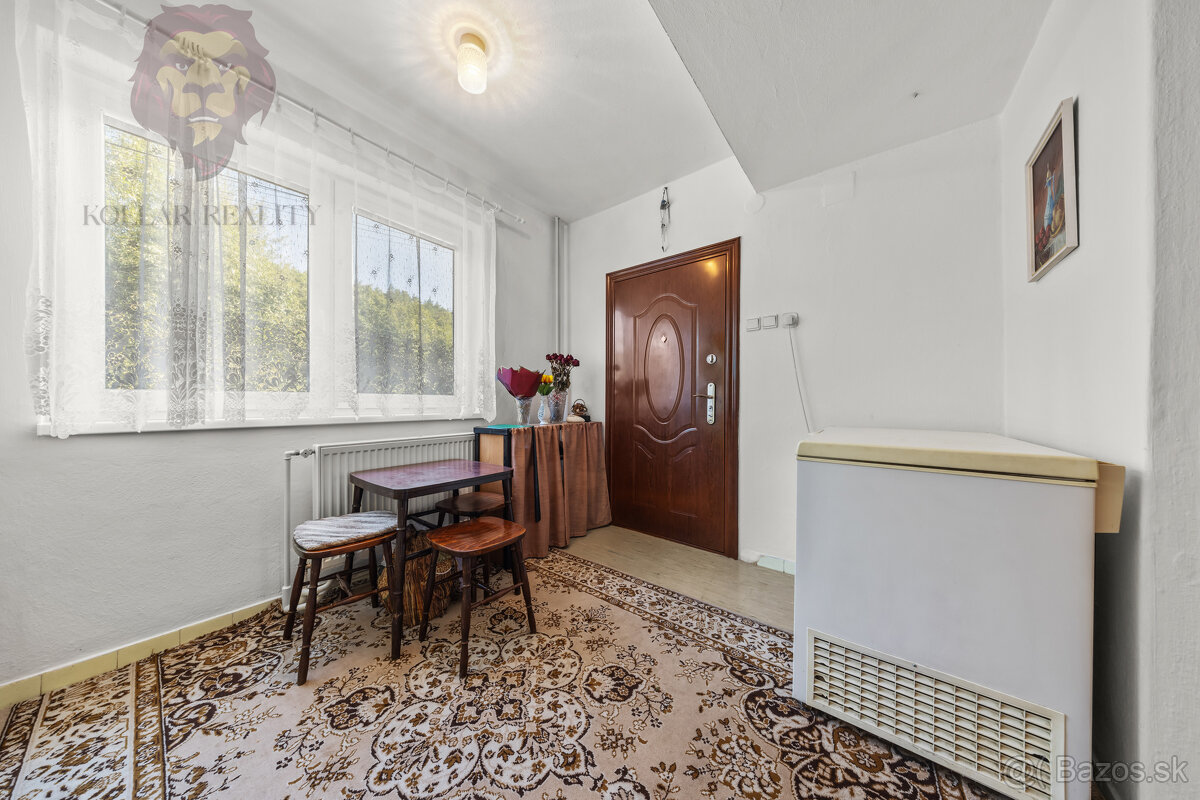 REZERVOVANÉ 4-izbový rodinný dom v Ilave so záhradou - 7