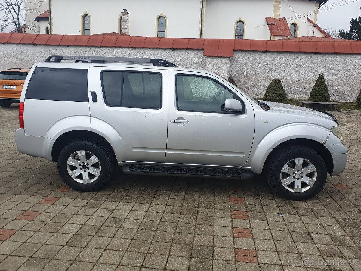 Predam Nissan Pathfinder - 7