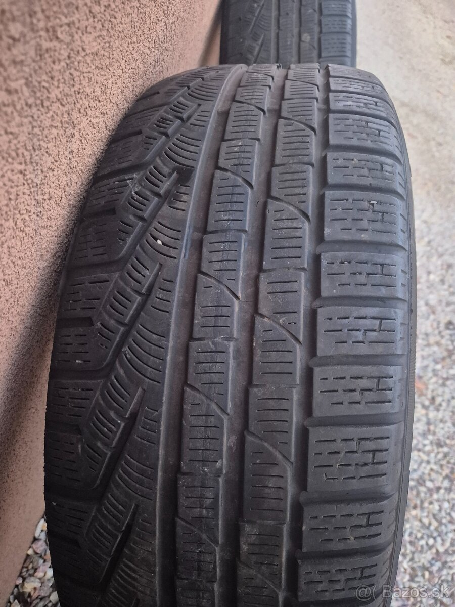Predam značkové zimne Pirelli 235/55 r18 - 7
