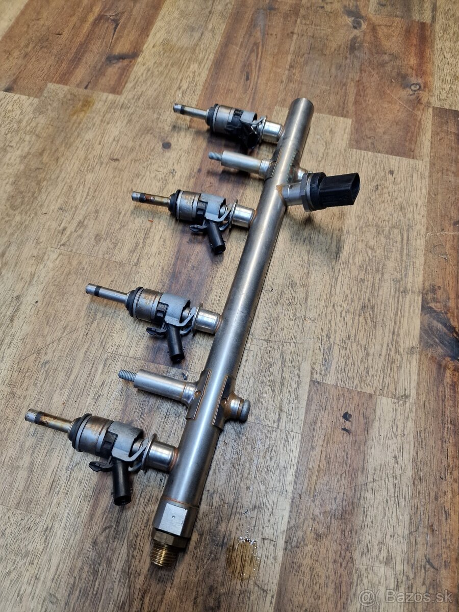 Vstřikovače s vedením paliva 2.0/1.8 TSi EA888 - 7