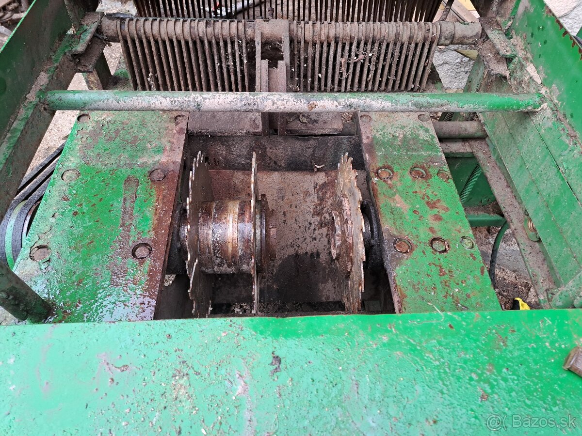 Rozmietacia píla - 7