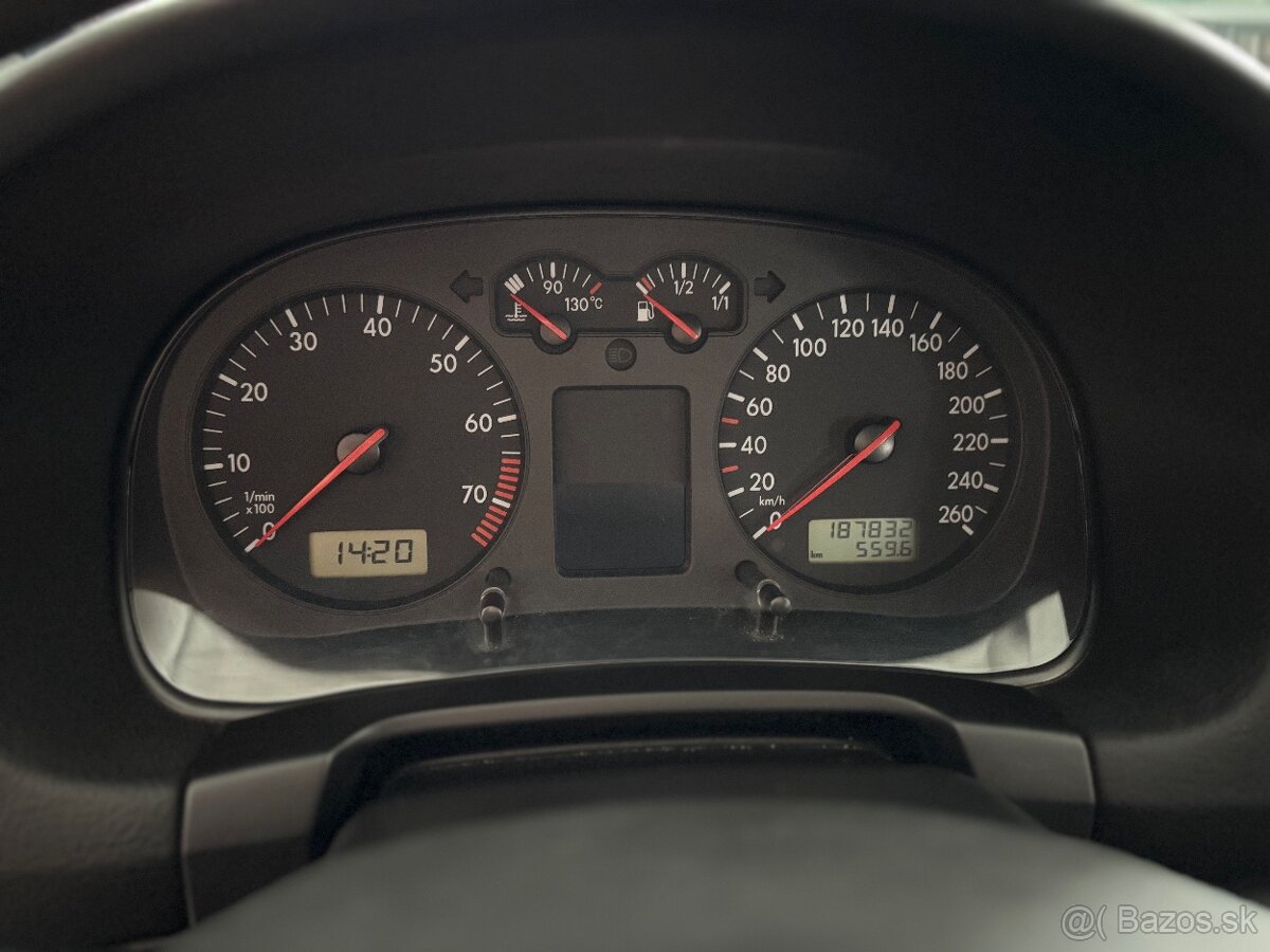 Volkswagen Golf IV - 7