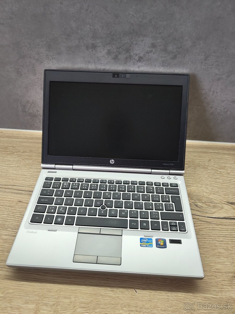 HP EliteBook 8GB/256GB - 7