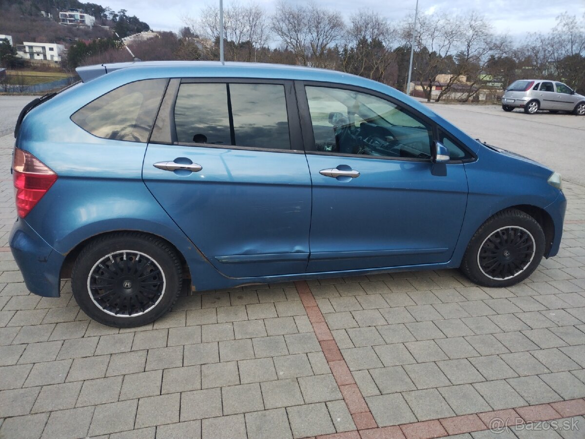 Predam Honda Frv 1.8 benzin, 103kw - 7