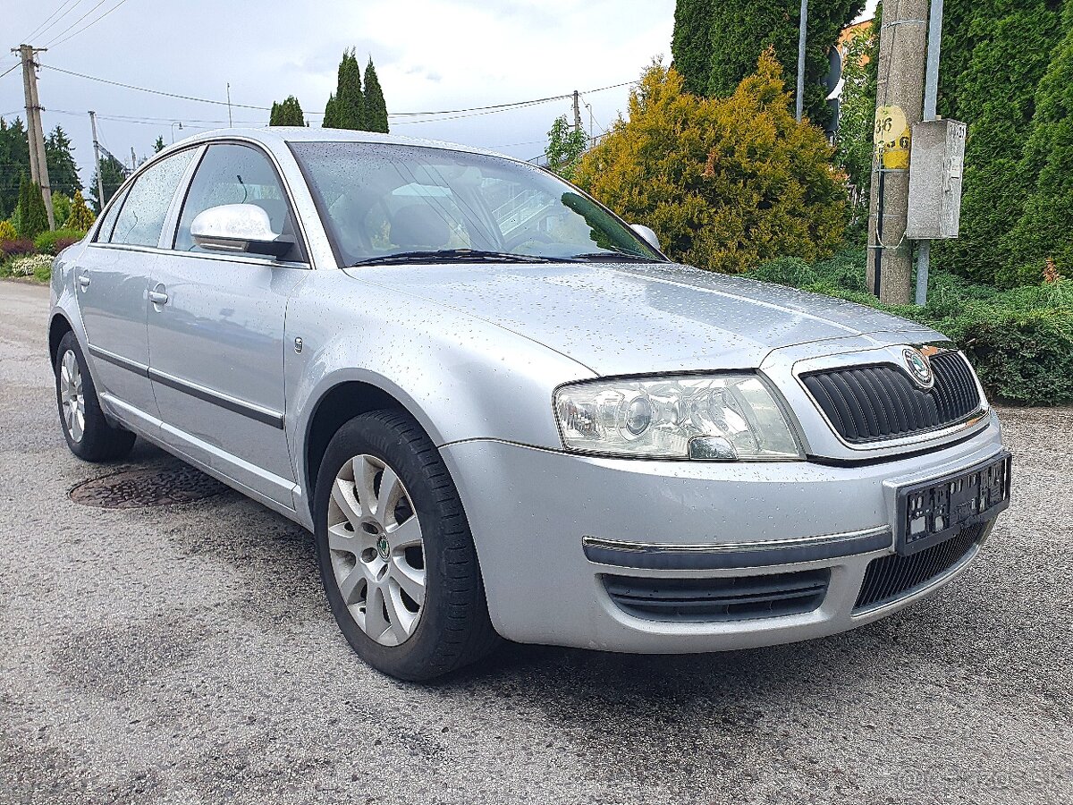 Škoda Superb 2.0 TDI Comfort DPF 6M - 7