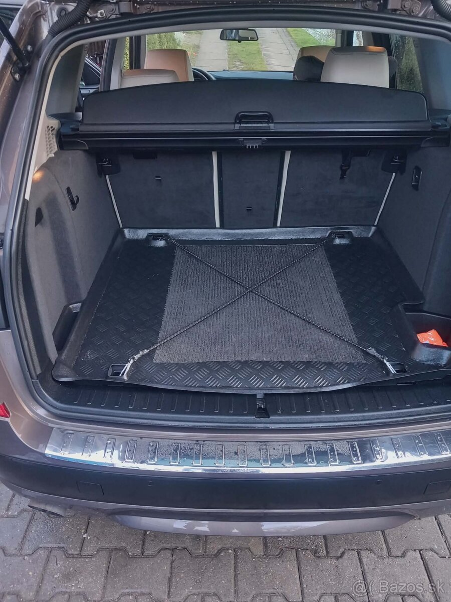 Predám BMW X3 model F25 - 7