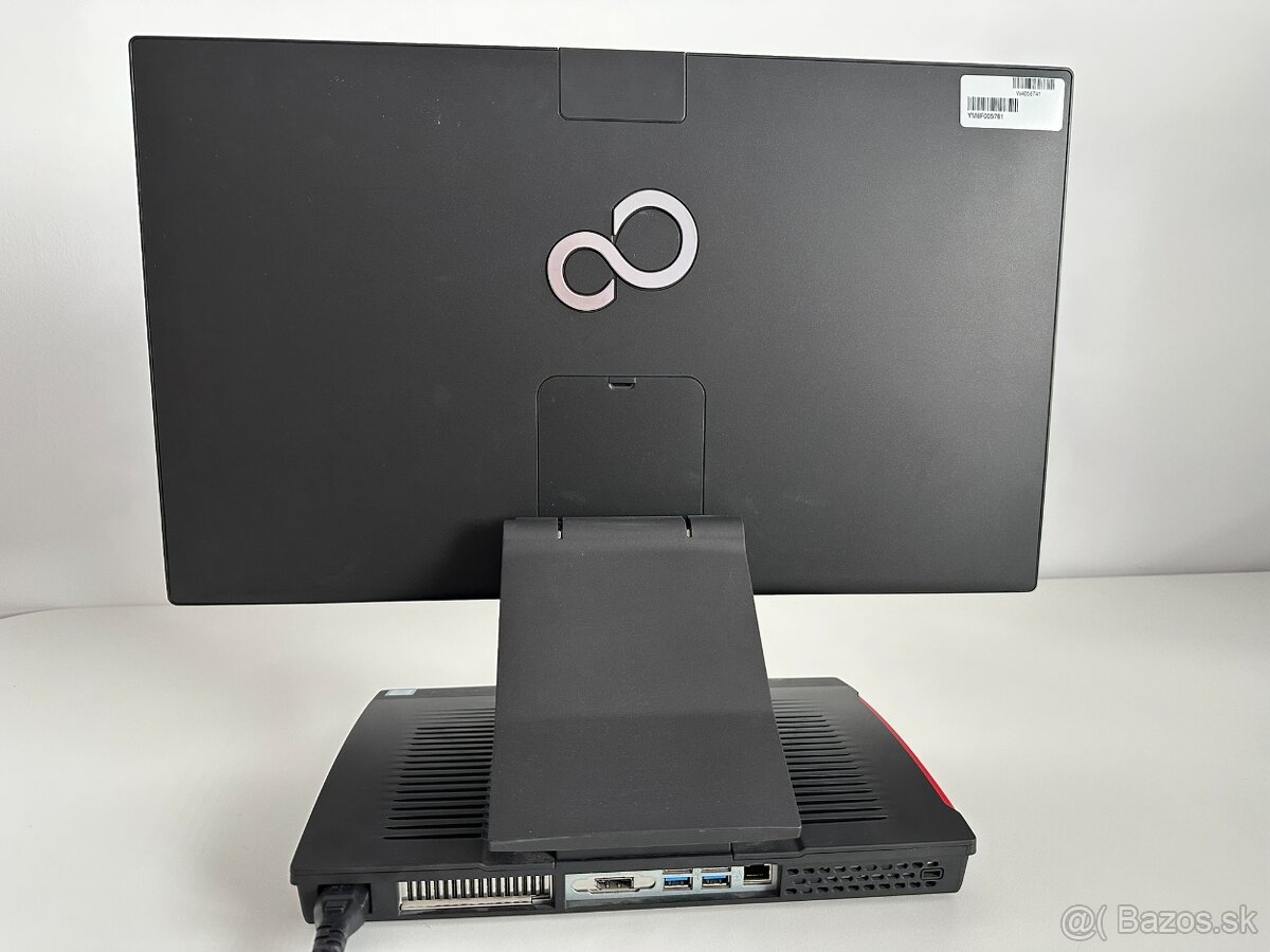 AIO Fujitsu Esprimo X956 23 / i5-6500T / 8 GB DDR4 / 512GB - 7