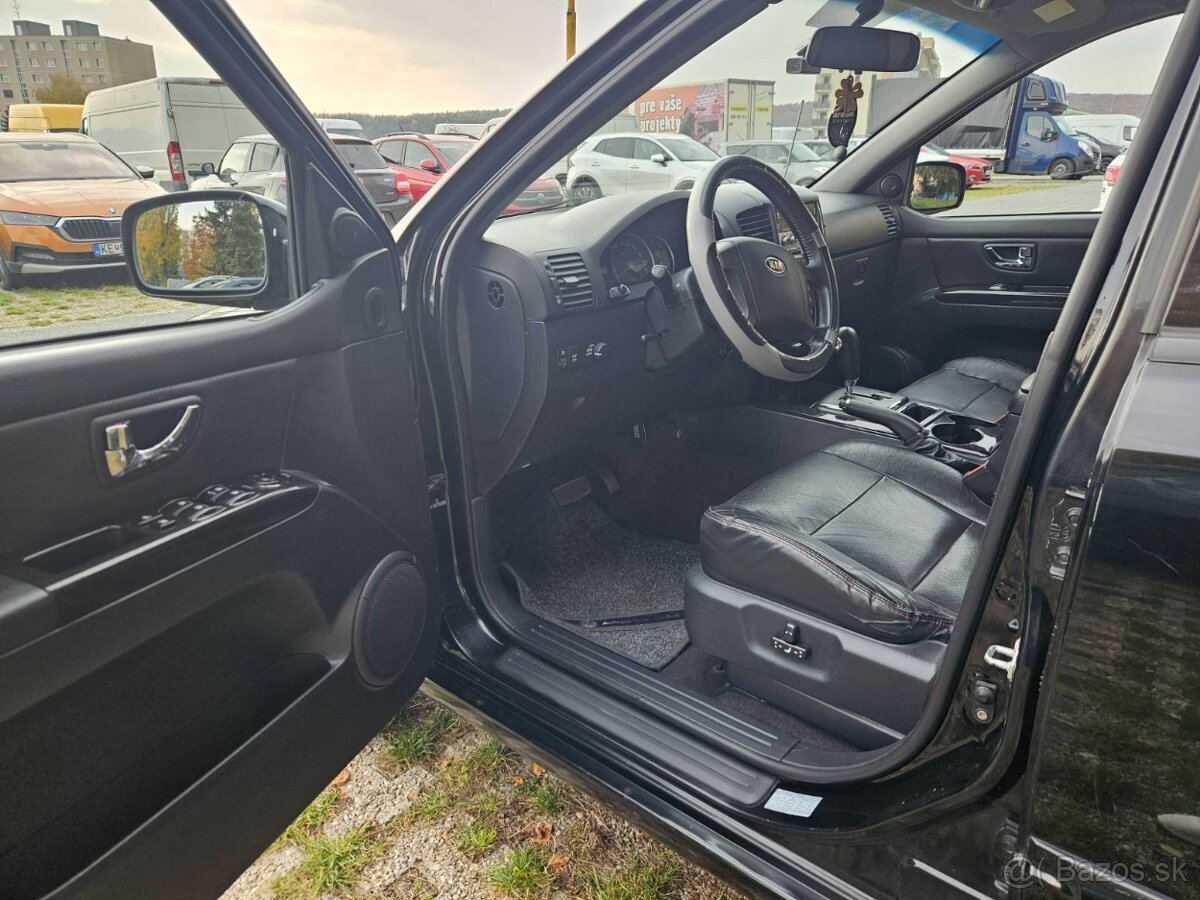 Na predaj KIA SORENTO 2.5 Crdi 125kw + ťažné - 7