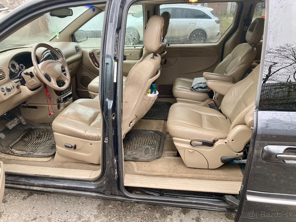 Chrysler grand voyager 3,3 benzin LPG 4x4 - 7